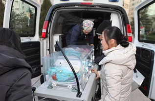 策勒县妇婴监护型护送